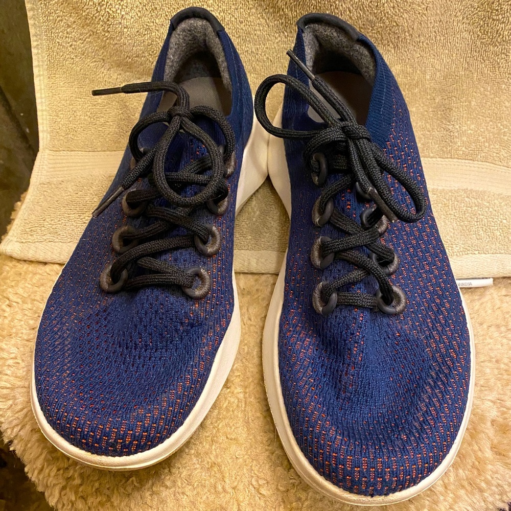 Allbirds Women’s 9.5 Athletic Shoes